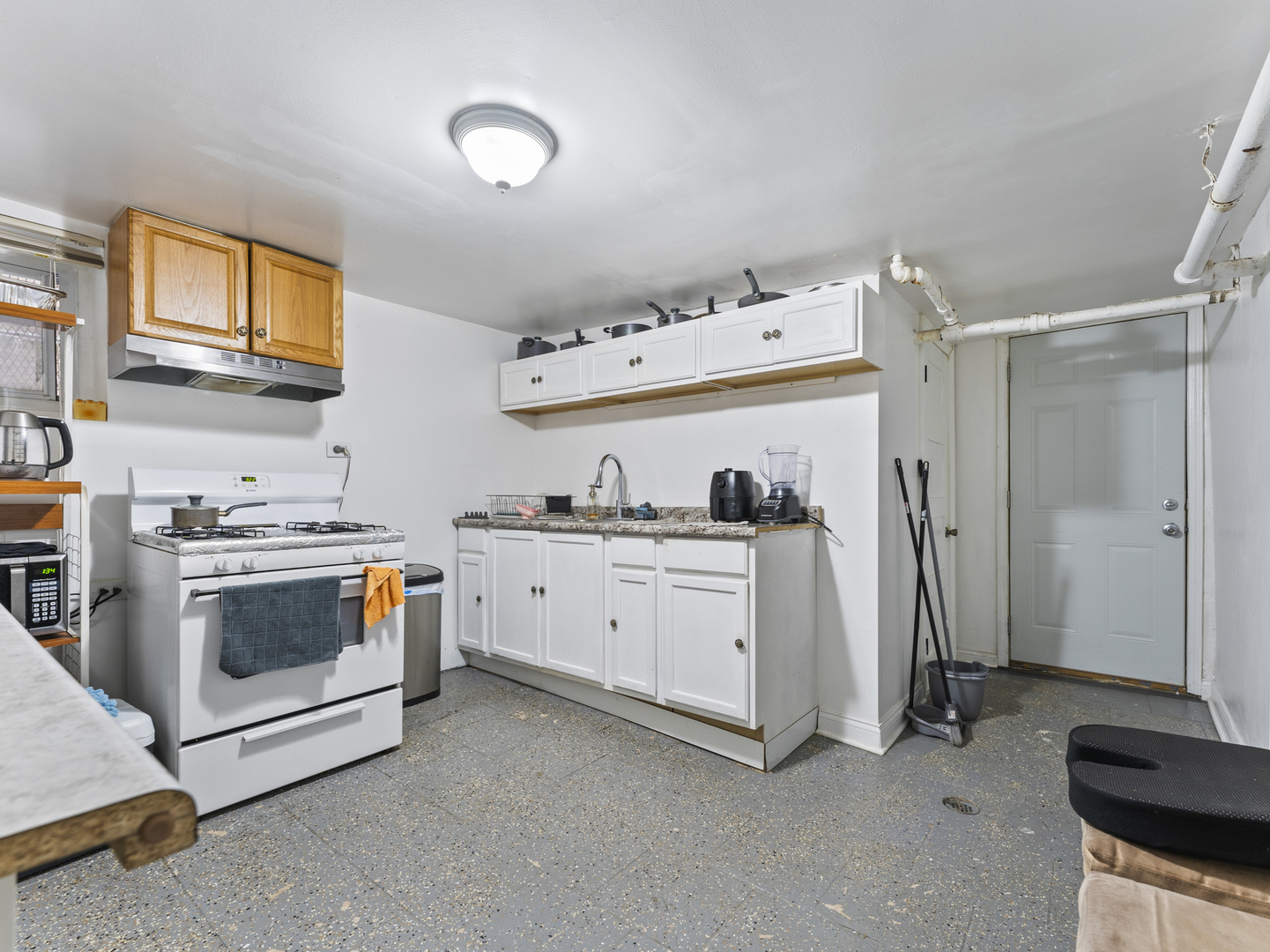 5037 W West End Avenue Property Photo 14