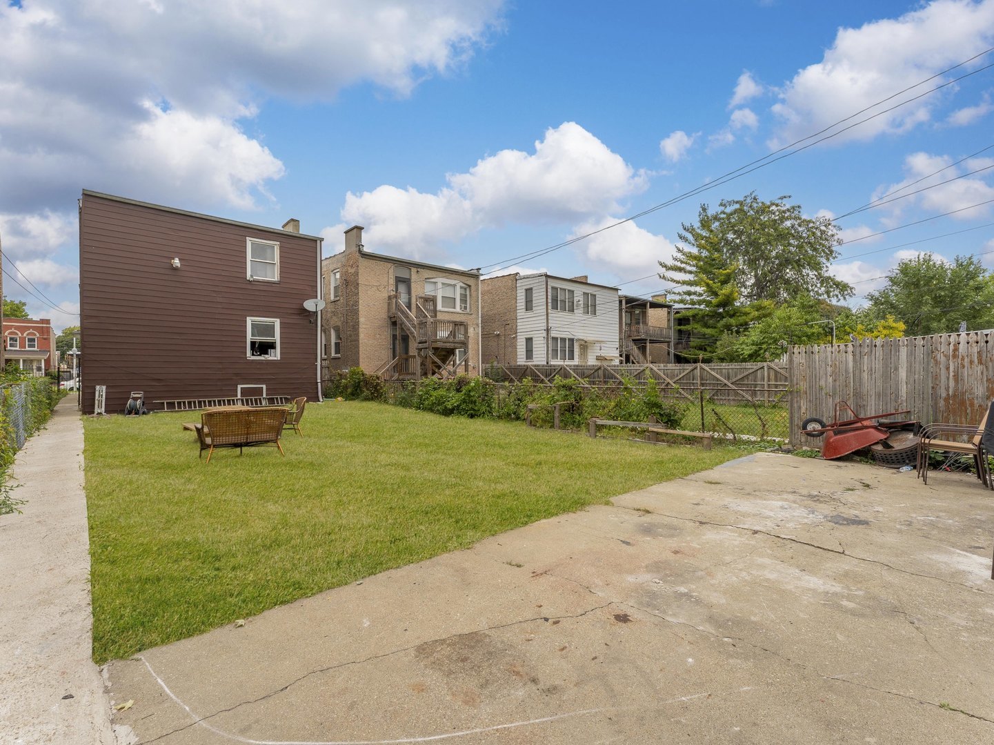 5037 W West End Avenue Property Photo 19