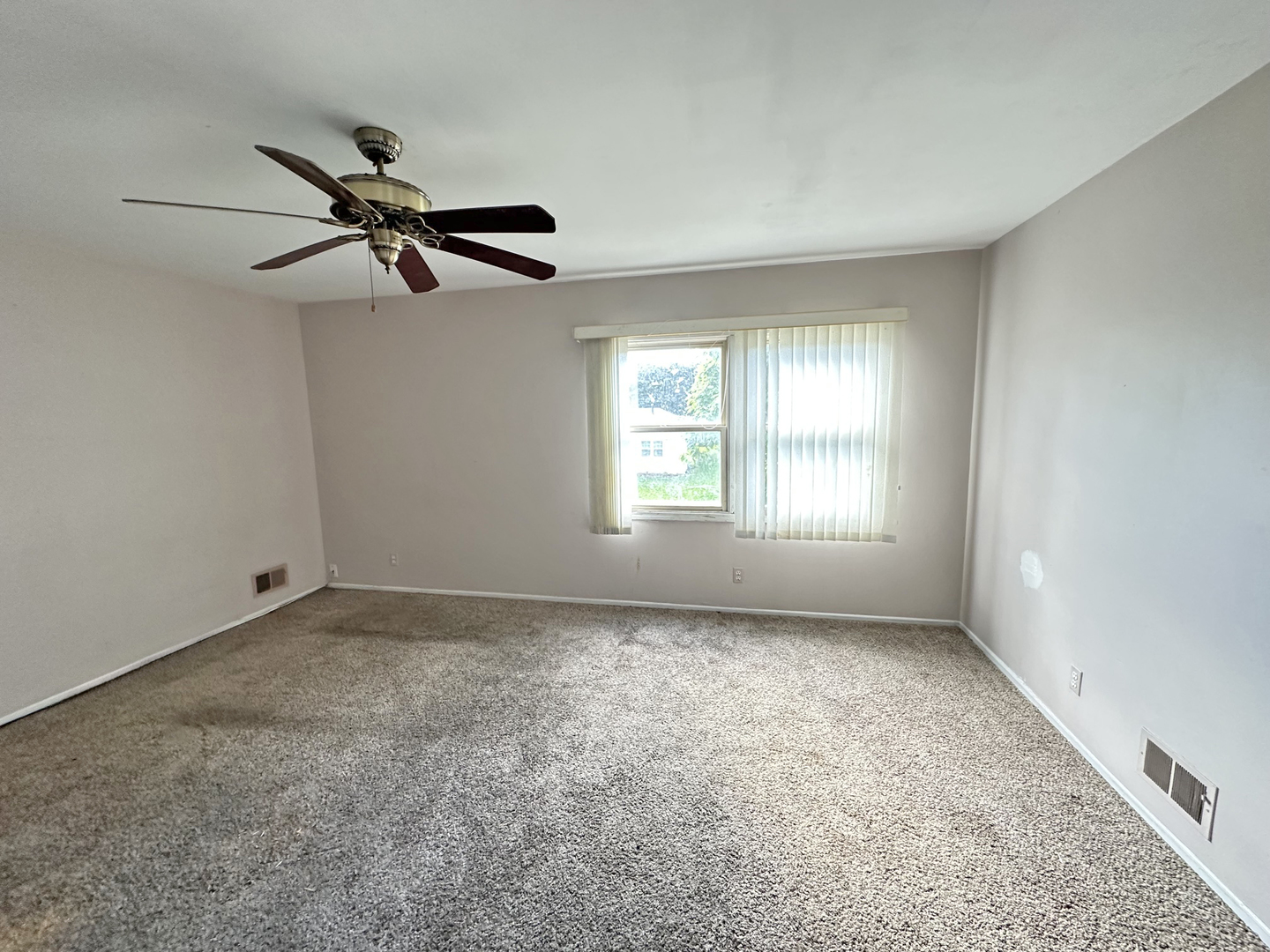 700 Butterfield Drive Property Photo 12