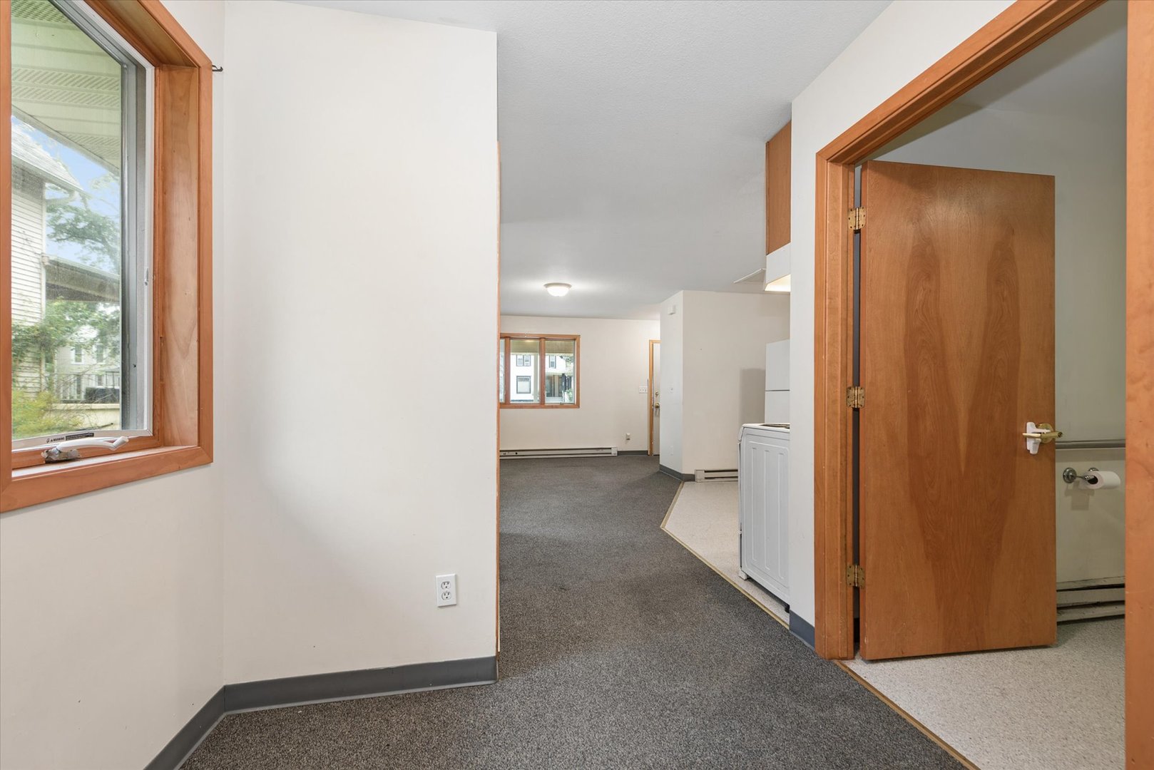 323 S 5th Street Property Photo 10