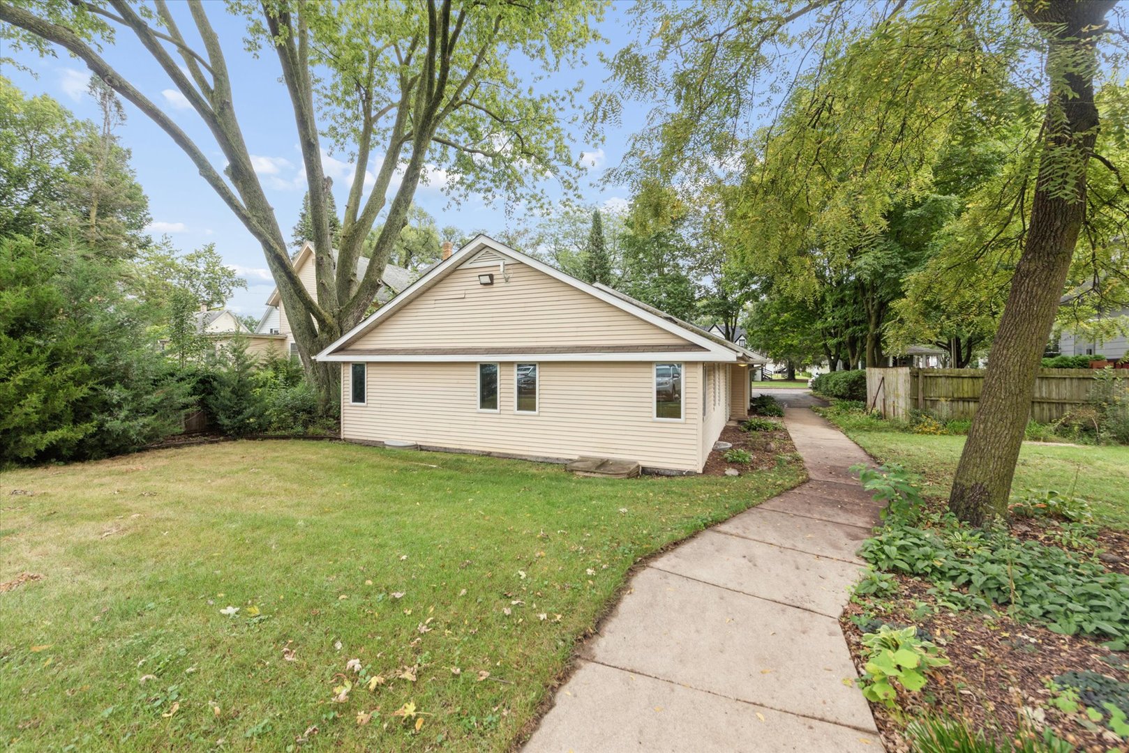 323 S 5th Street Property Photo 44