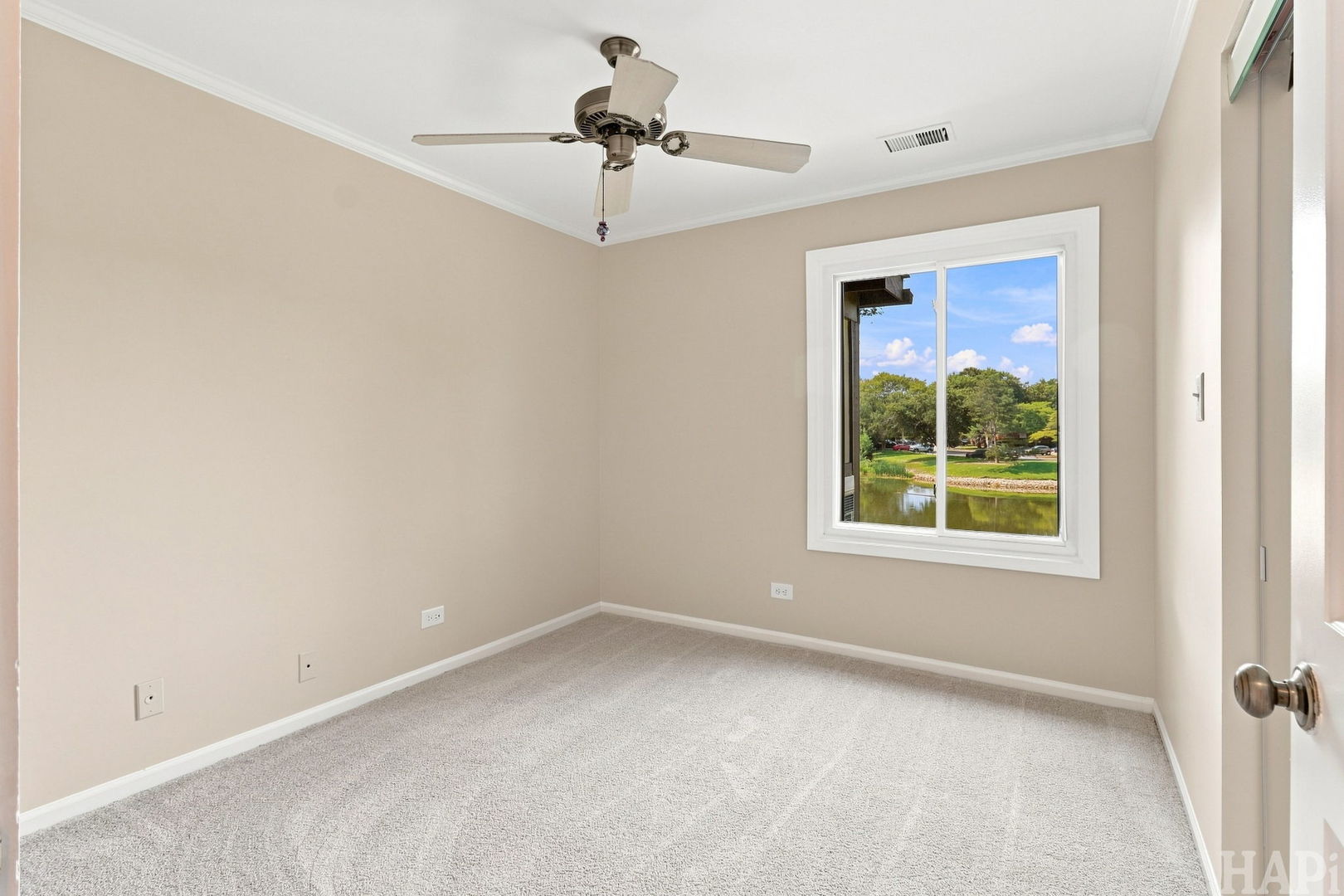 1082 Creekside Court 2b Property Photo 12