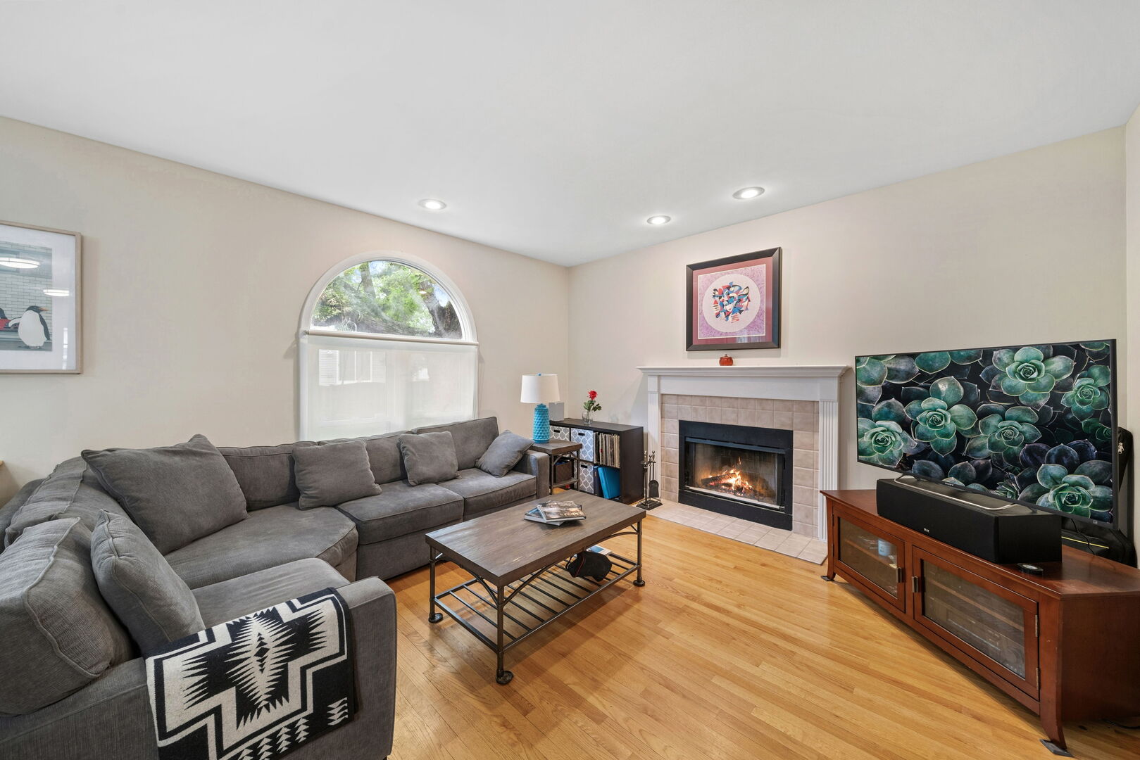 1570 Monterey Court Property Photo 4