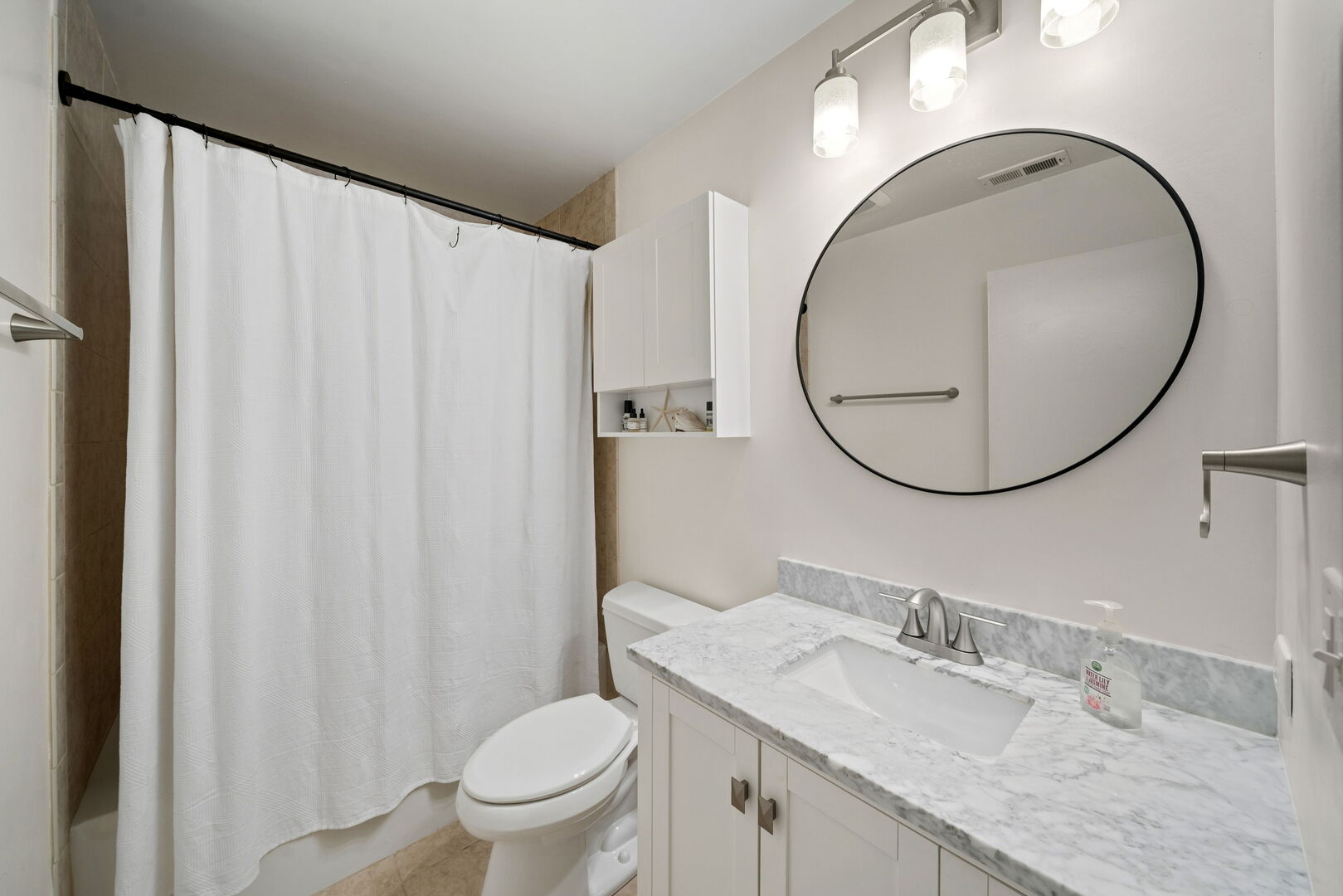 1570 Monterey Court Property Photo 7