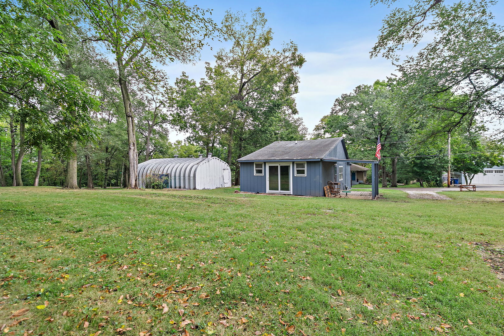 7n066 Woodlawn Avenue Property Photo 15