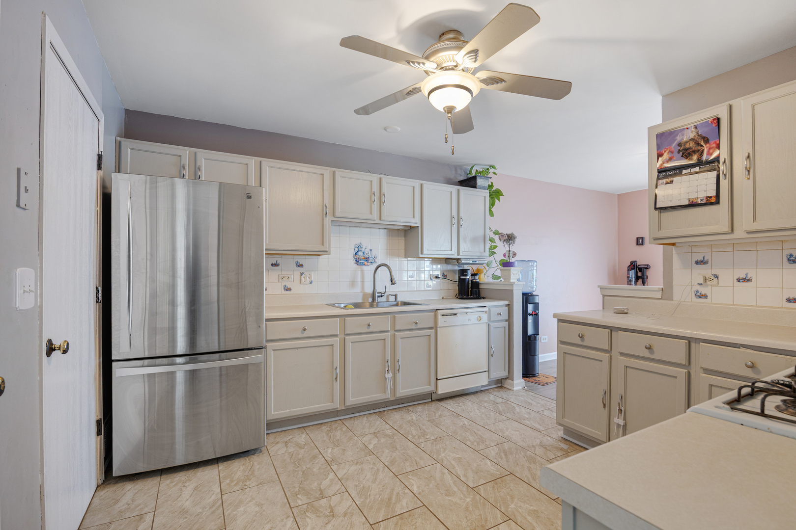 1320 Jenna Drive B Property Photo 12
