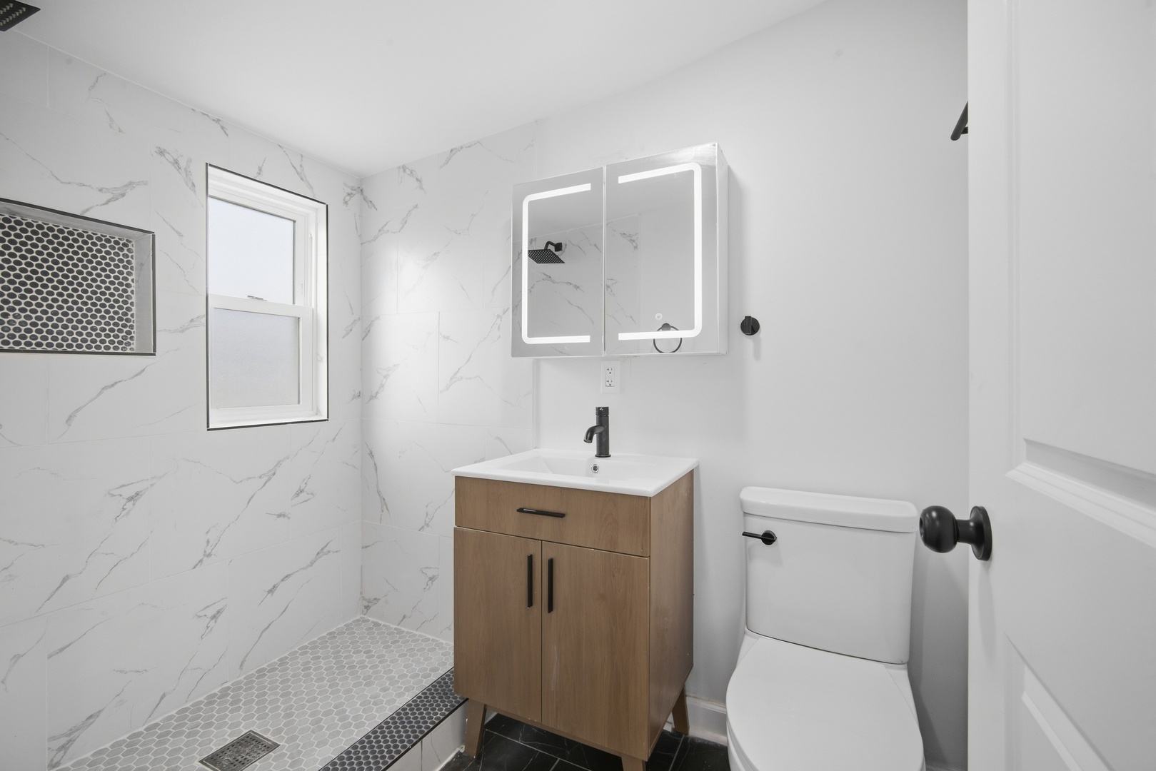 3947 N Neva Avenue Property Photo 15