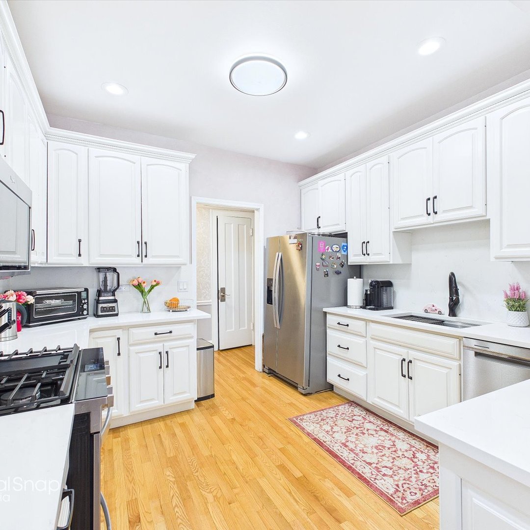 2611 Walnut Avenue Property Photo 7
