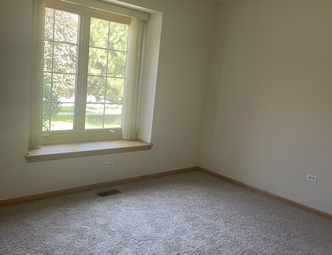 9131 Newcastle Court Property Photo 9