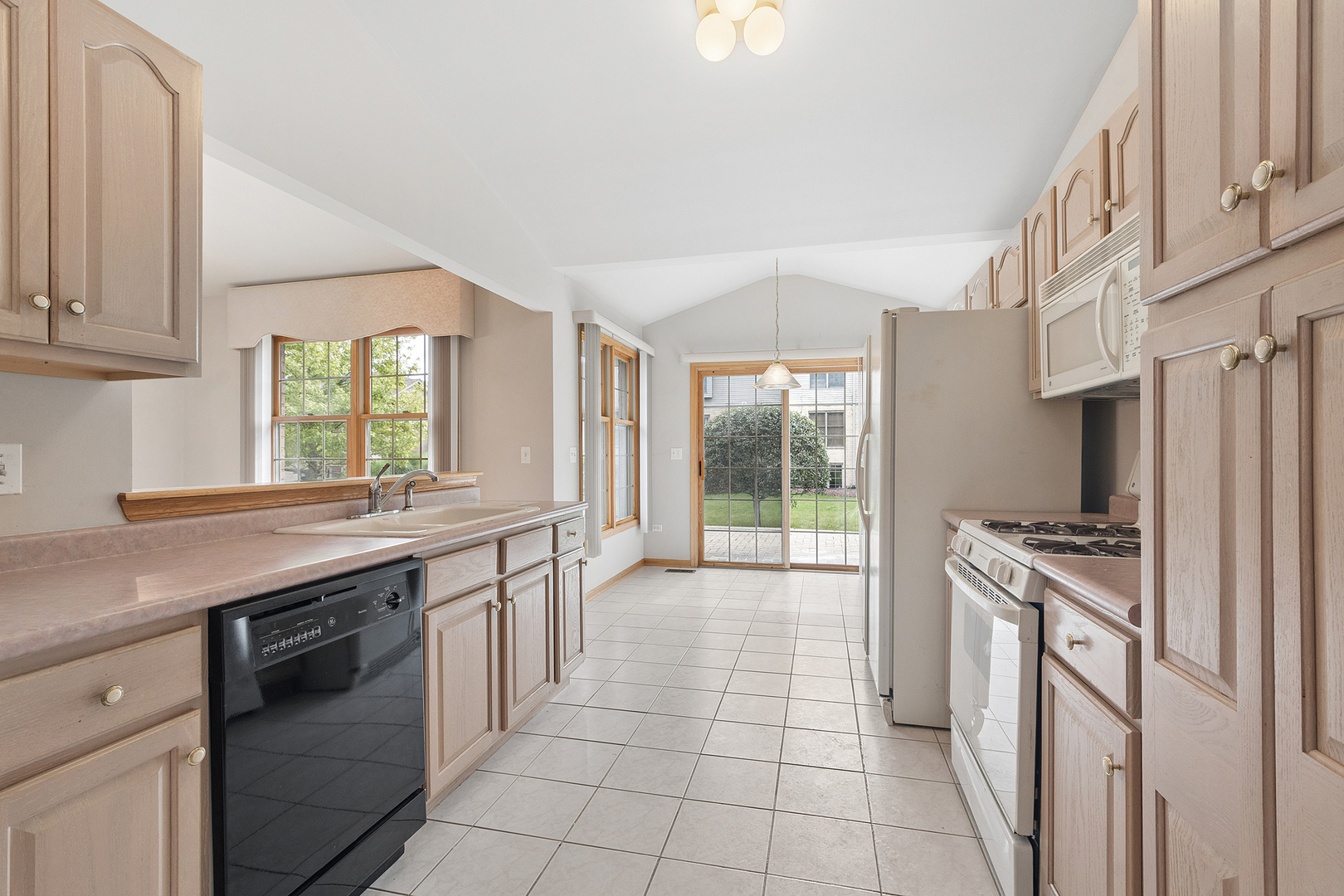 9131 Newcastle Court Property Photo 10