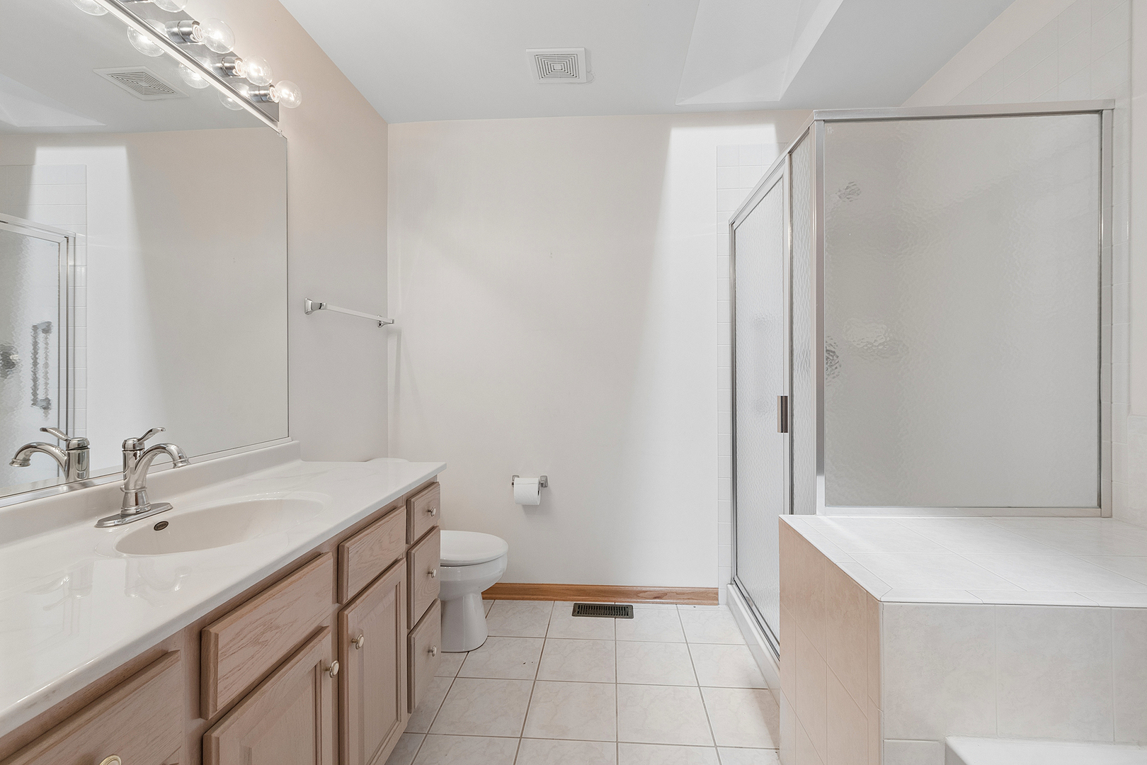 9131 Newcastle Court Property Photo 15