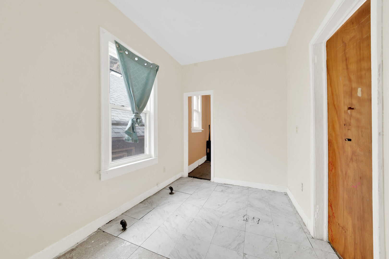 9953 S Avenue M Property Photo 9