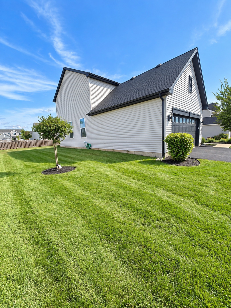 536 Warbler Lane Property Photo 31