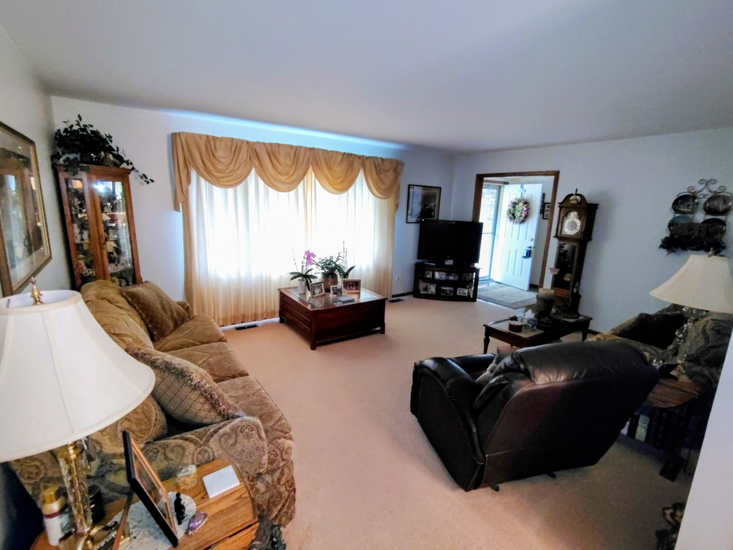 12763141 Property Photo 3