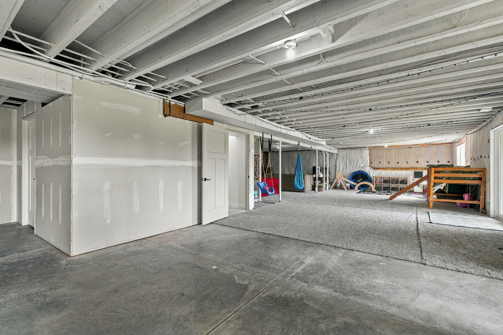 2011 E 59th Court Property Photo 44