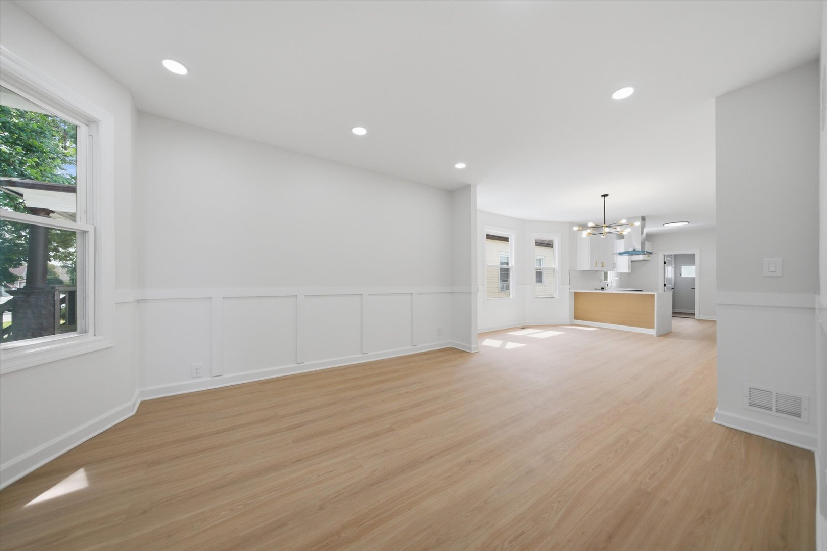 12220 S Normal Avenue Property Photo 6