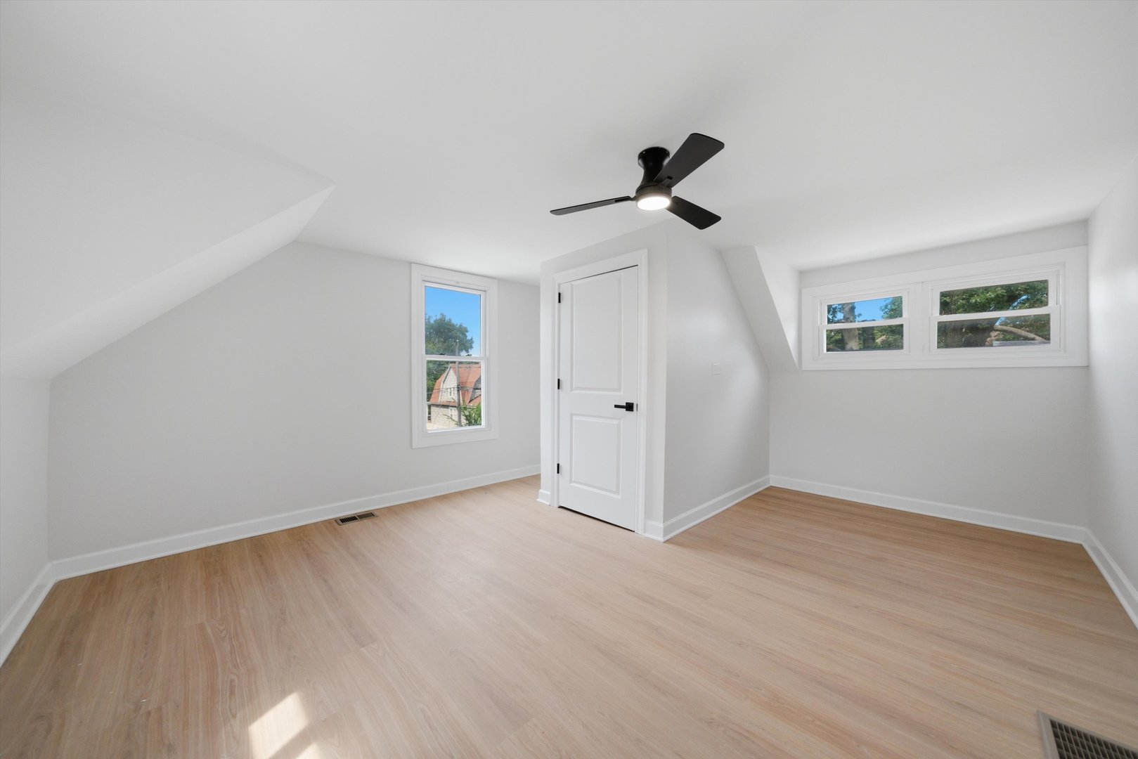 12220 S Normal Avenue Property Photo 15