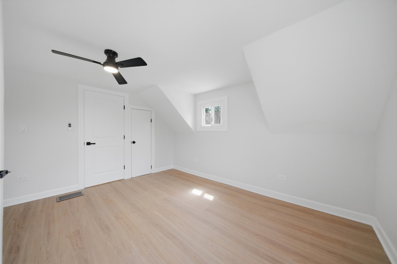 12220 S Normal Avenue Property Photo 17