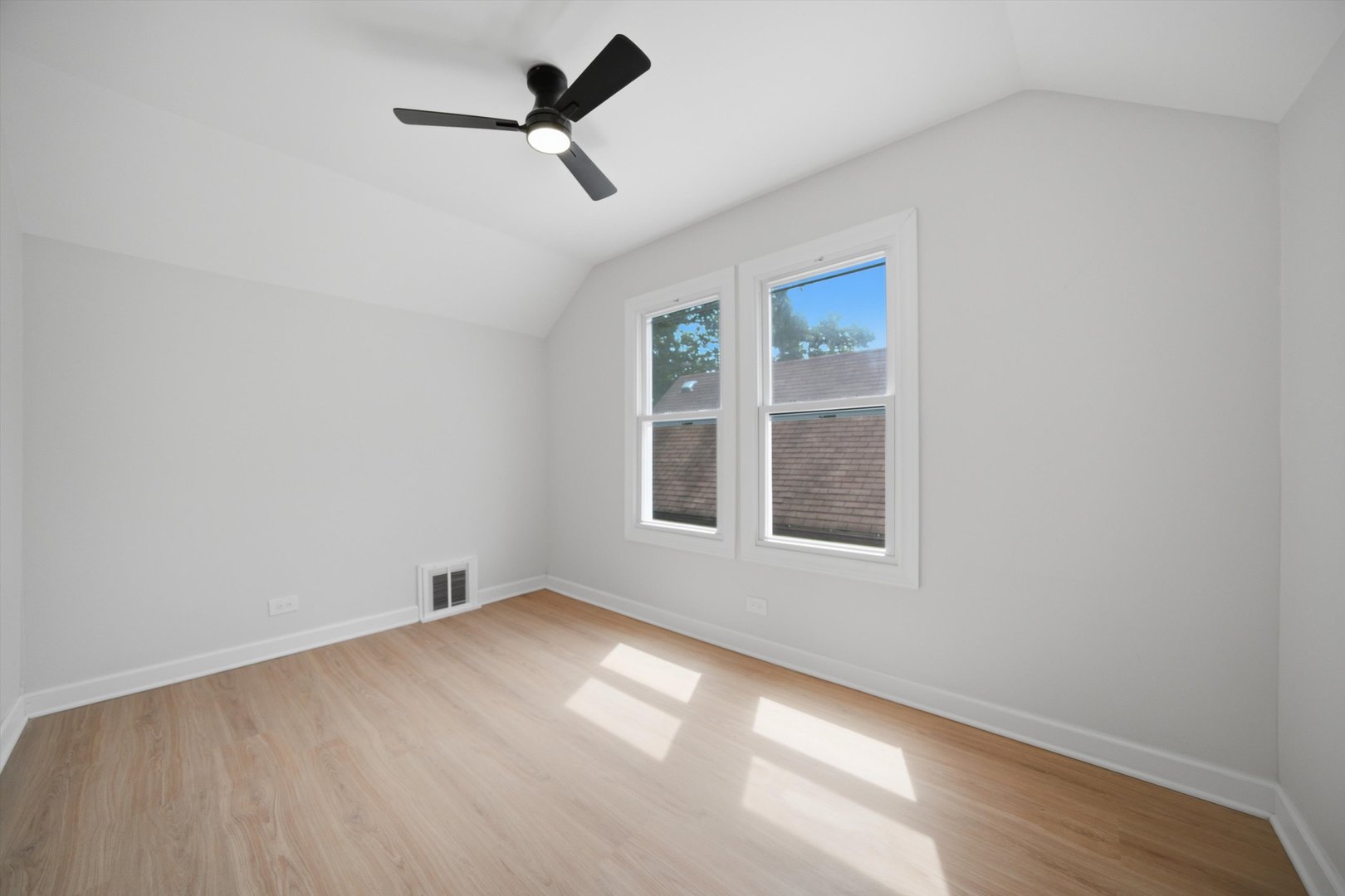 12220 S Normal Avenue Property Photo 22