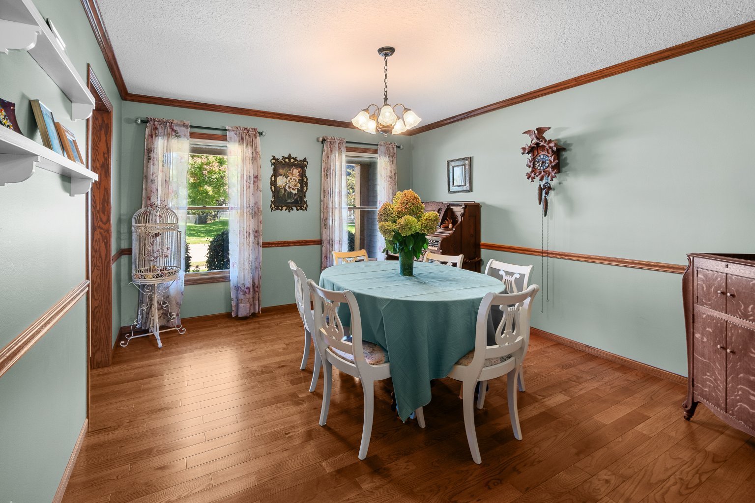 2493 Countryside Lane Property Photo 21