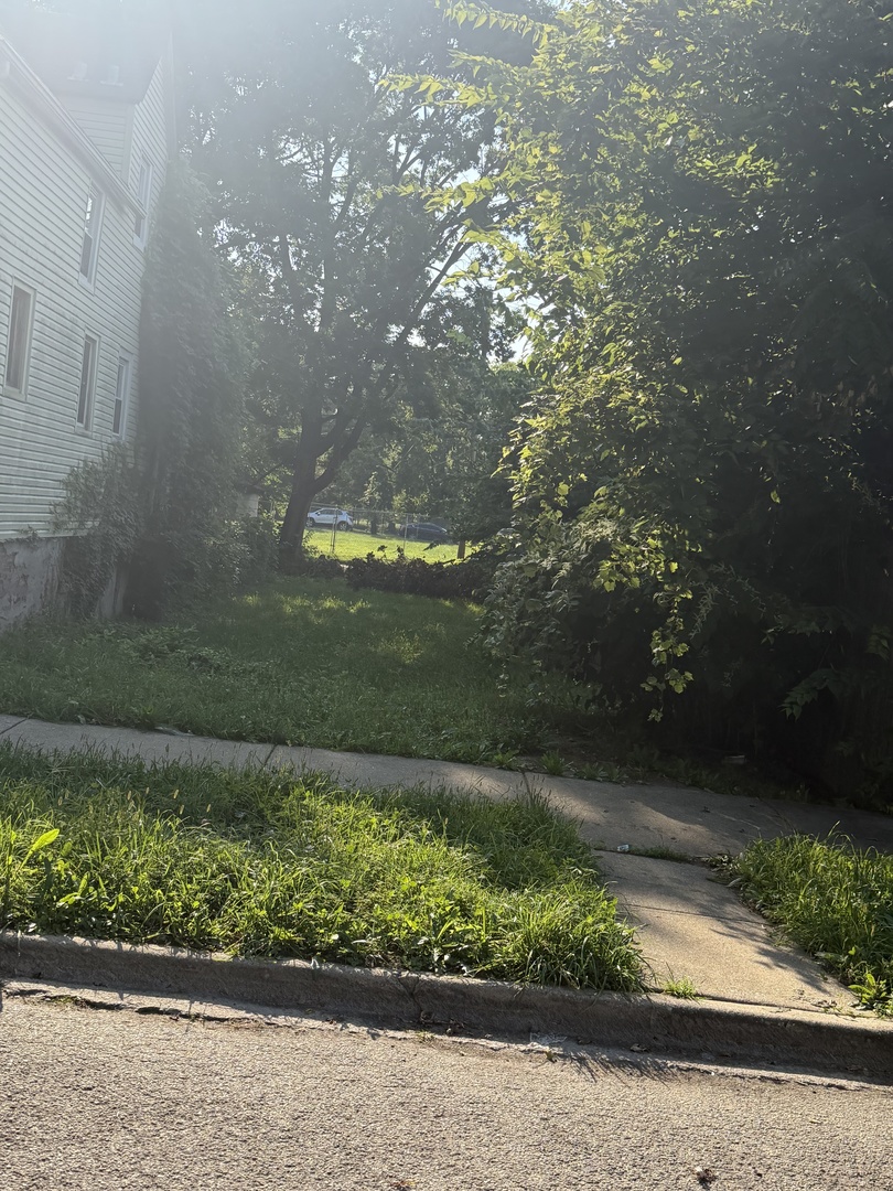 6618 S May Street Property Photo 1