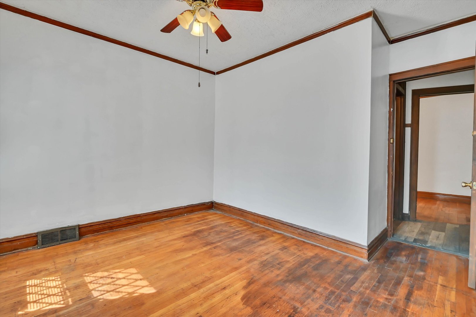 657 E 90th Street Property Photo 21