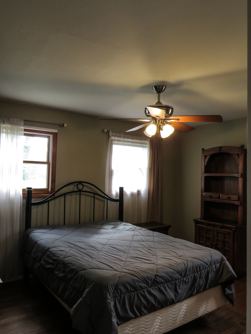 1800 N Newport Road Property Photo 7