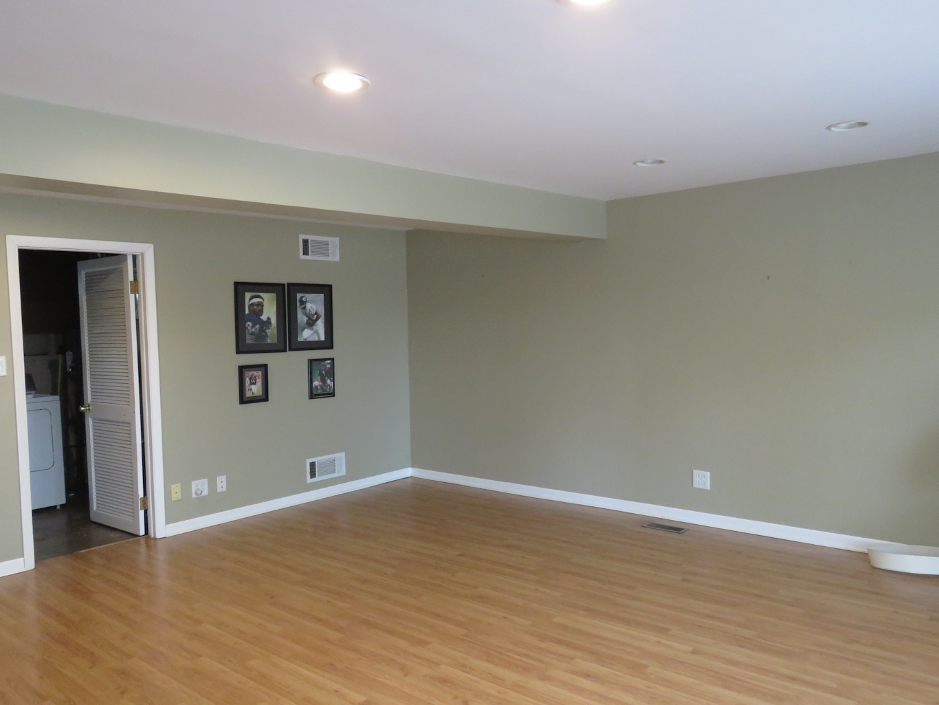 1800 N Newport Road Property Photo 11