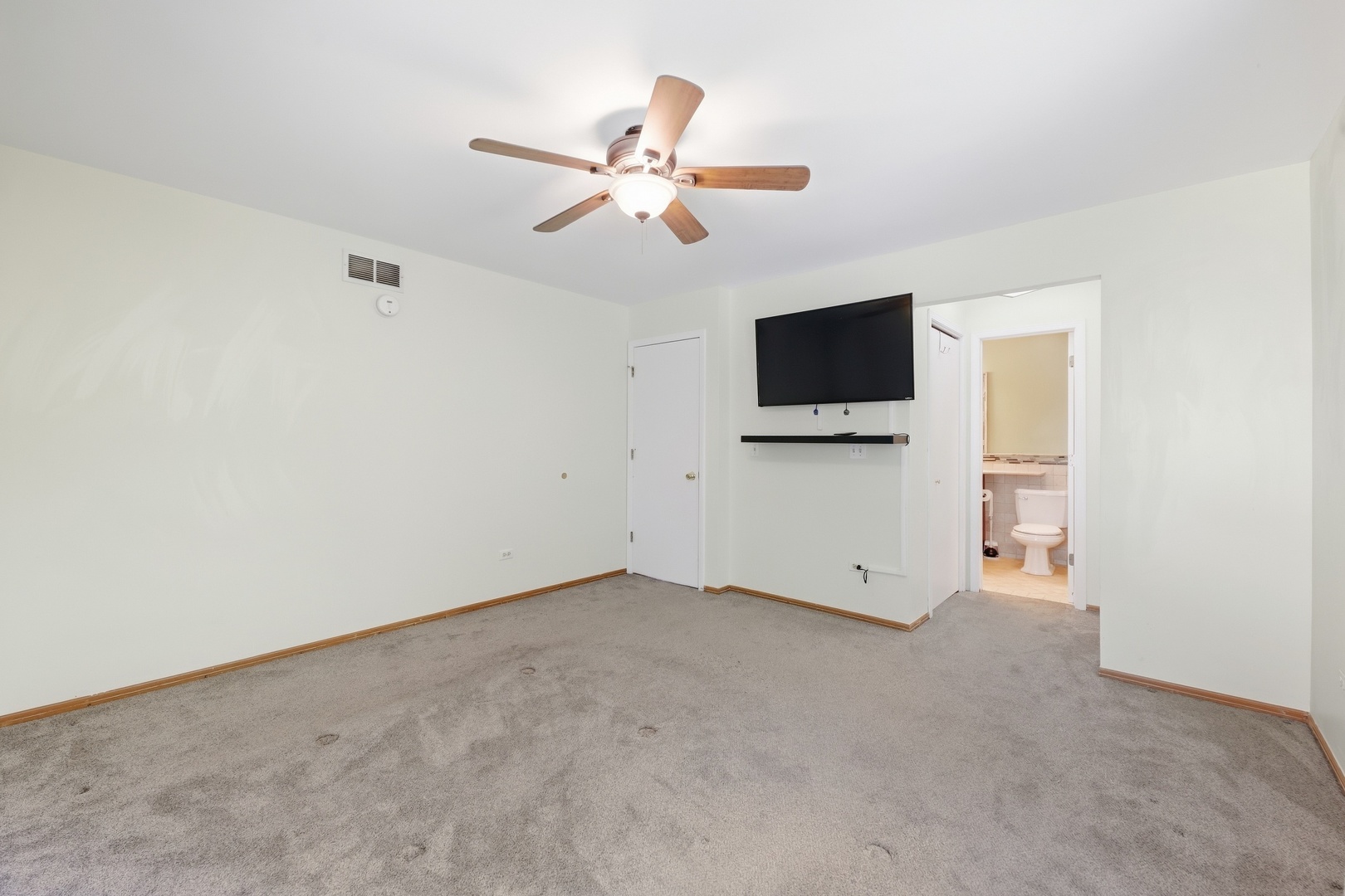 1818 N Sheridan Road Property Photo 19