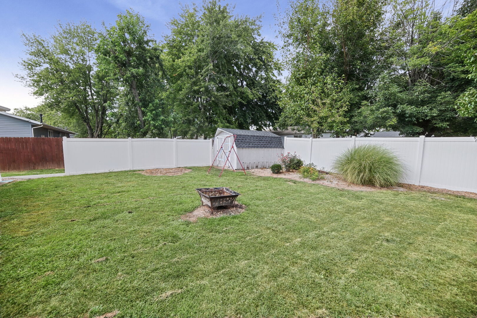 102 Lamar Drive Property Photo 9