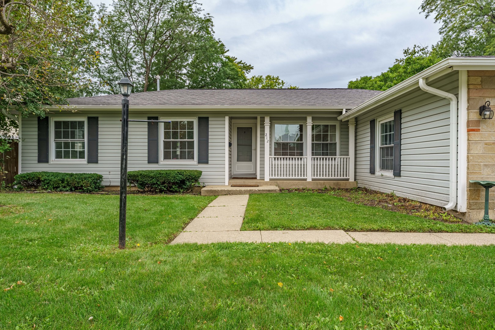 212 Wellington Avenue Property Photo 2
