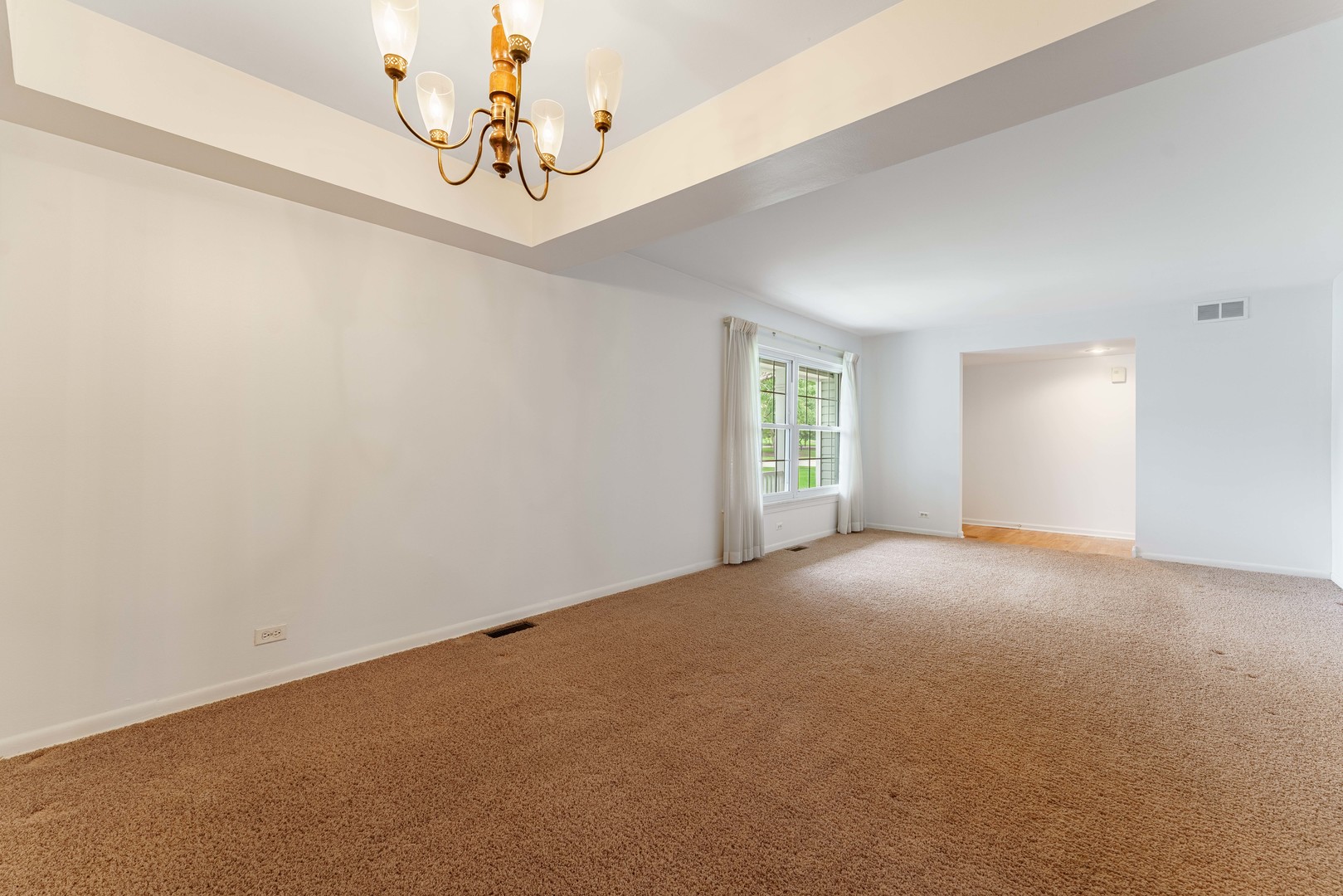 212 Wellington Avenue Property Photo 6