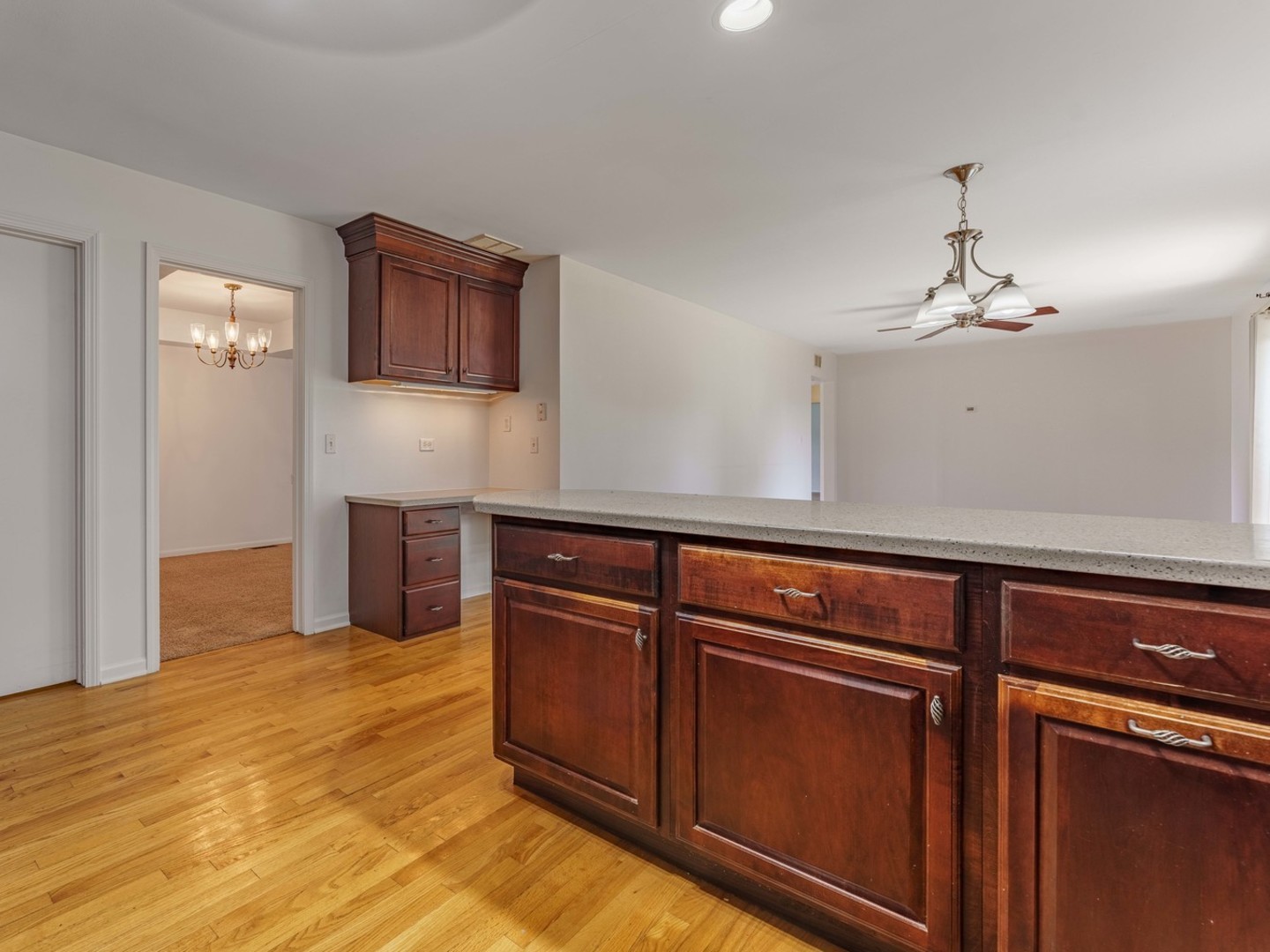 212 Wellington Avenue Property Photo 9
