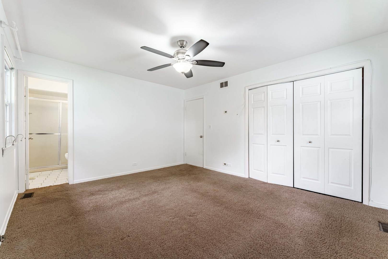 212 Wellington Avenue Property Photo 12