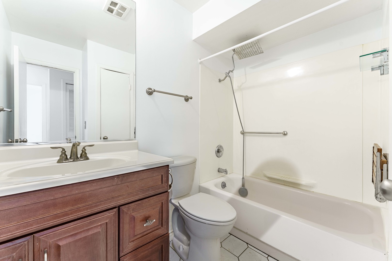 212 Wellington Avenue Property Photo 18