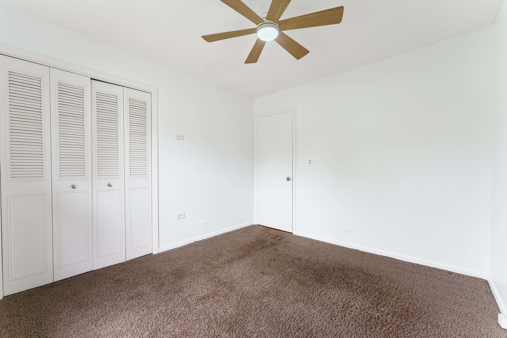 212 Wellington Avenue Property Photo 21