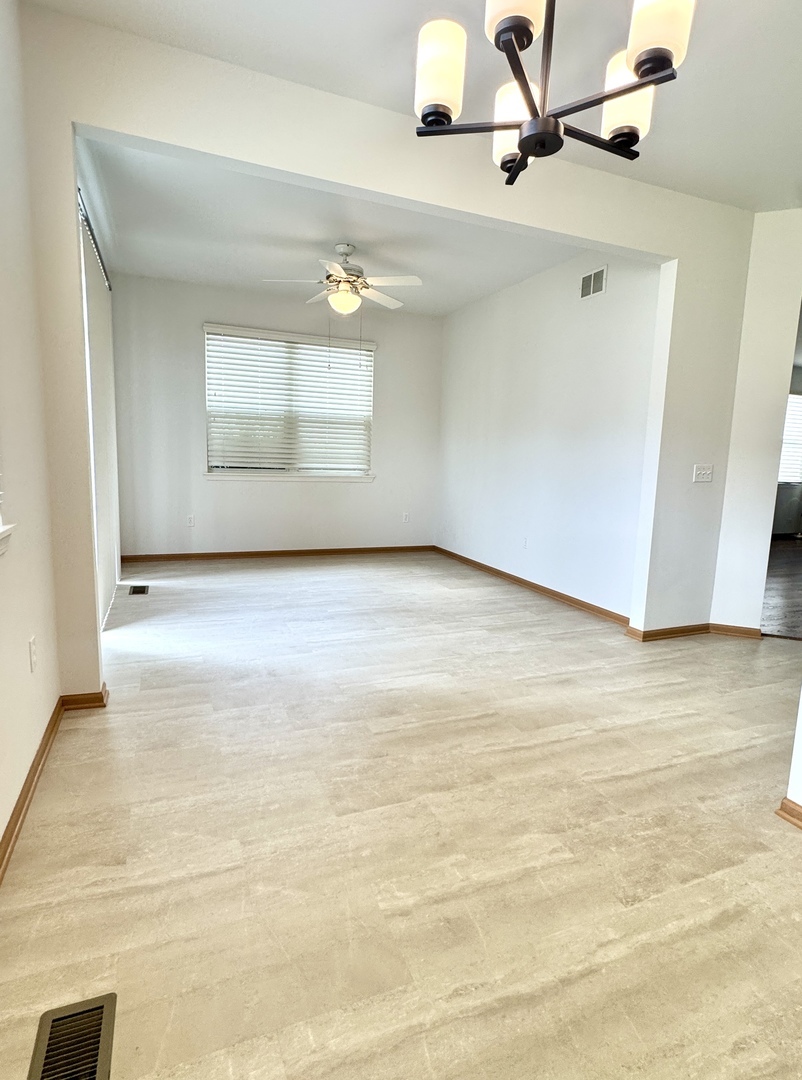 1566 Benzie Circle Property Photo 16
