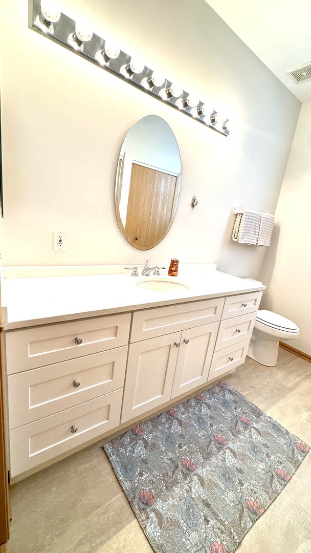 1566 Benzie Circle Property Photo 25