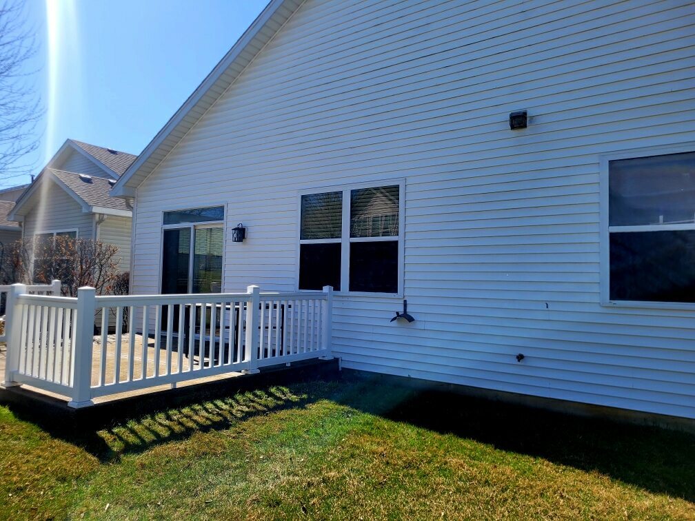 1566 Benzie Circle Property Photo 33