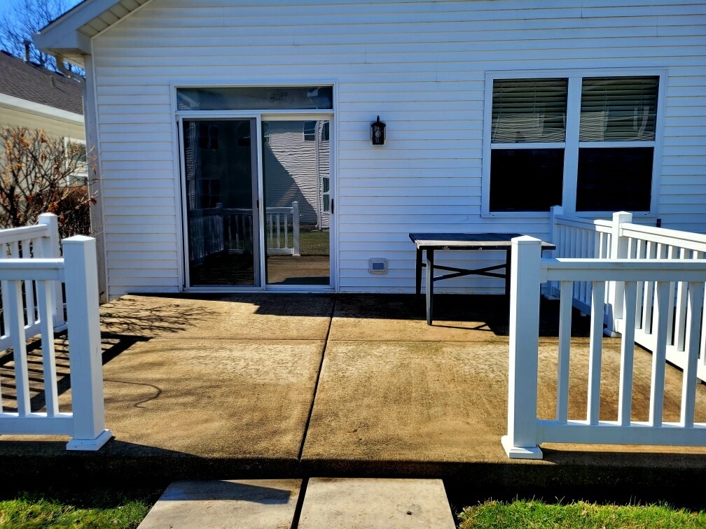 1566 Benzie Circle Property Photo 34