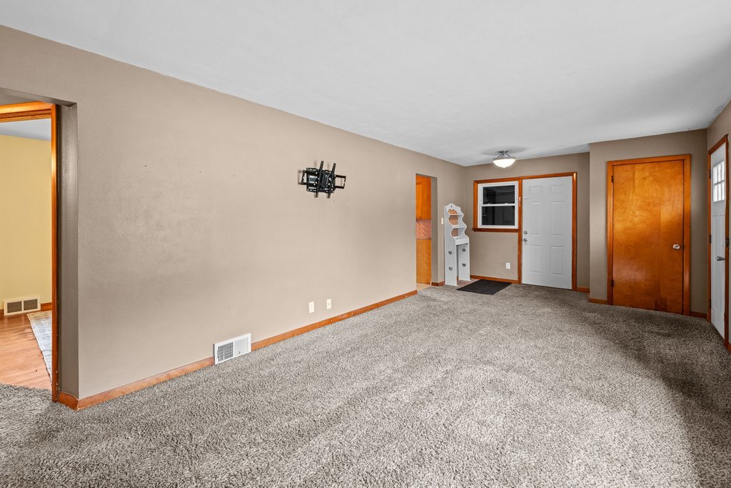 5324 10th Avenue Property Photo 4