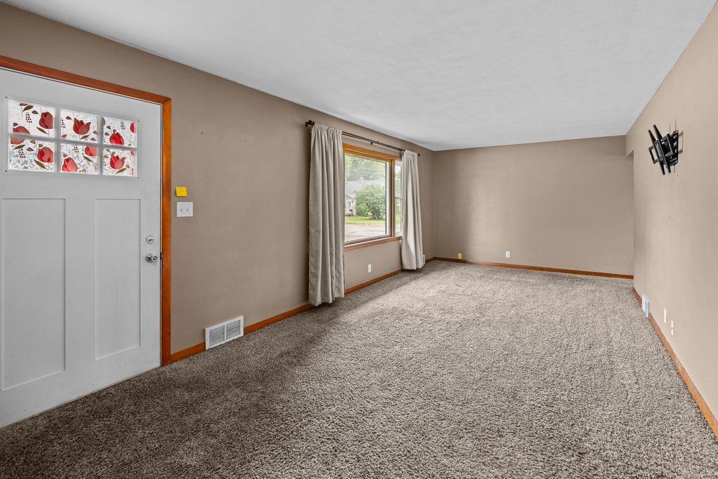5324 10th Avenue Property Photo 6
