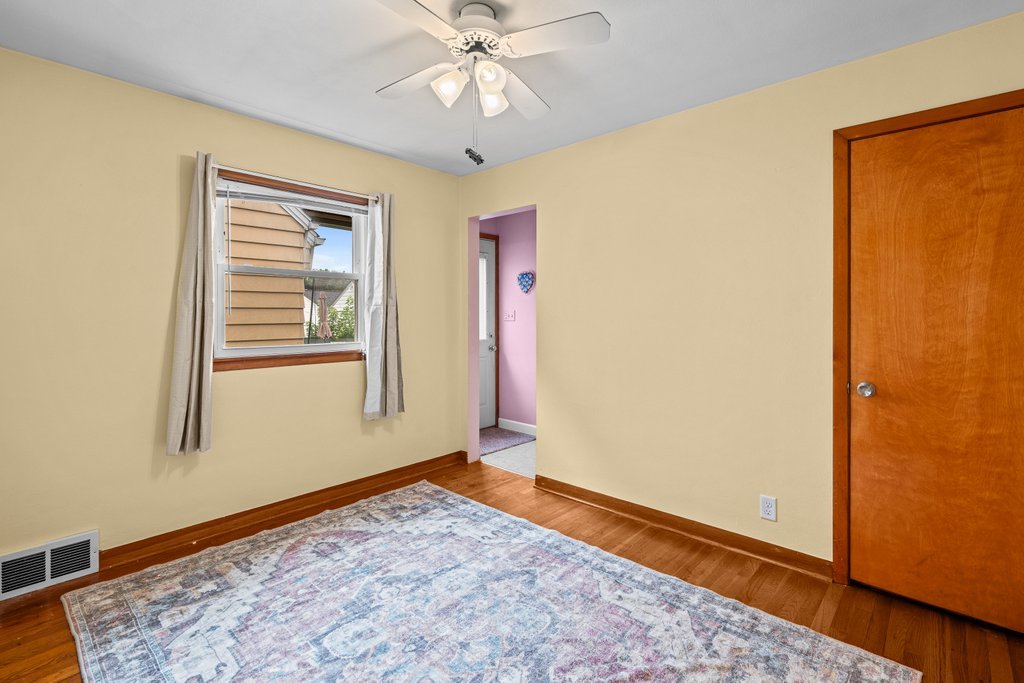 5324 10th Avenue Property Photo 9