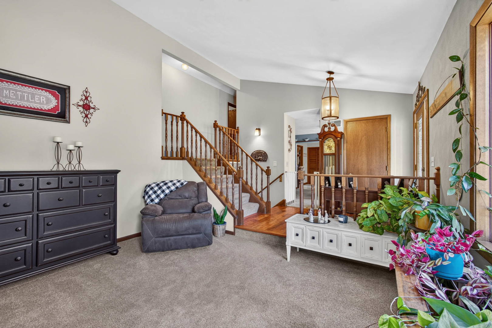 3818 Hobson Avenue Property Photo 4