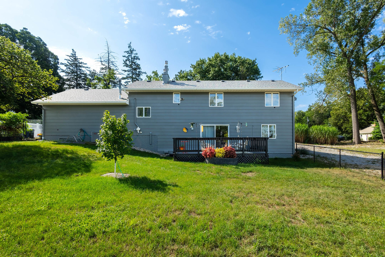 3818 Hobson Avenue Property Photo 22