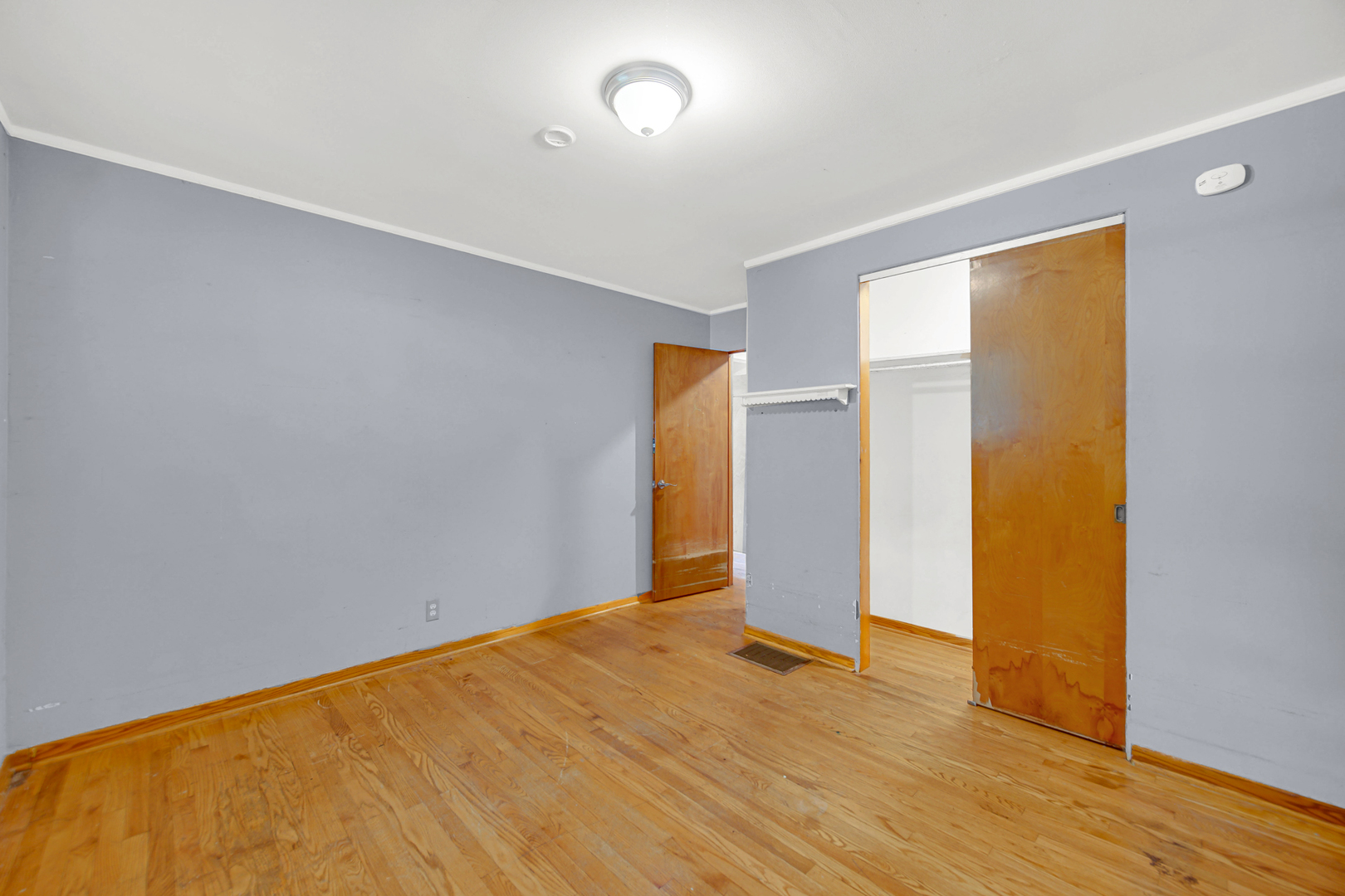 223 S Randall Road Property Photo 11