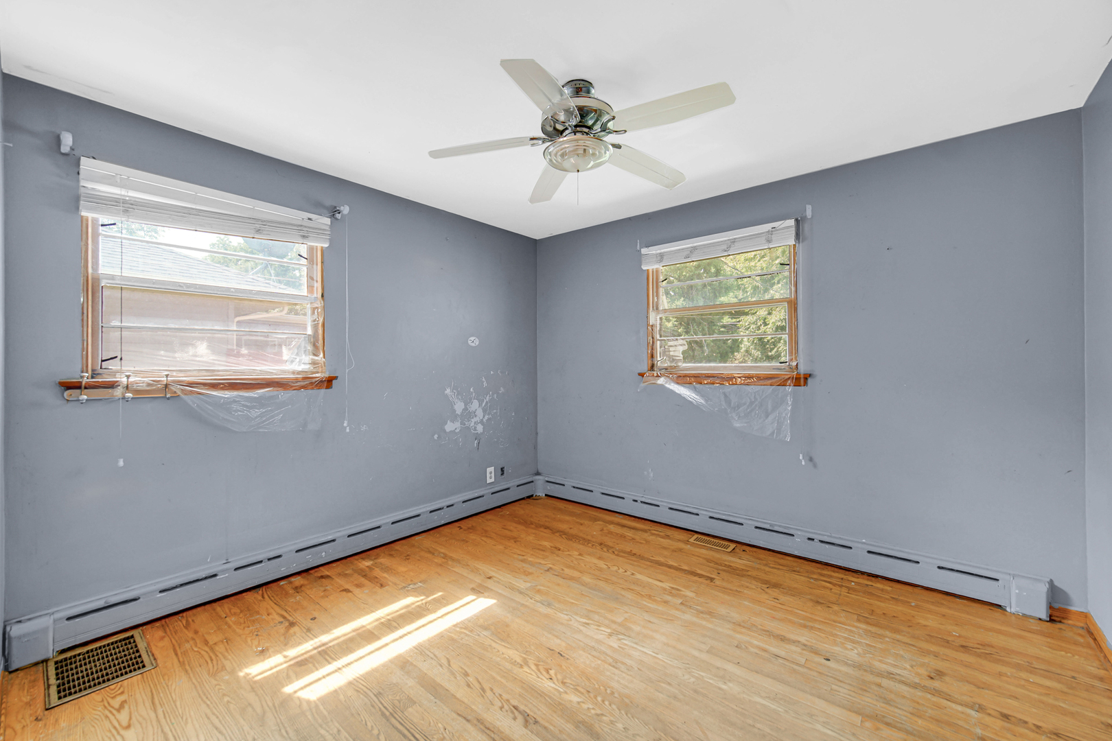223 S Randall Road Property Photo 14