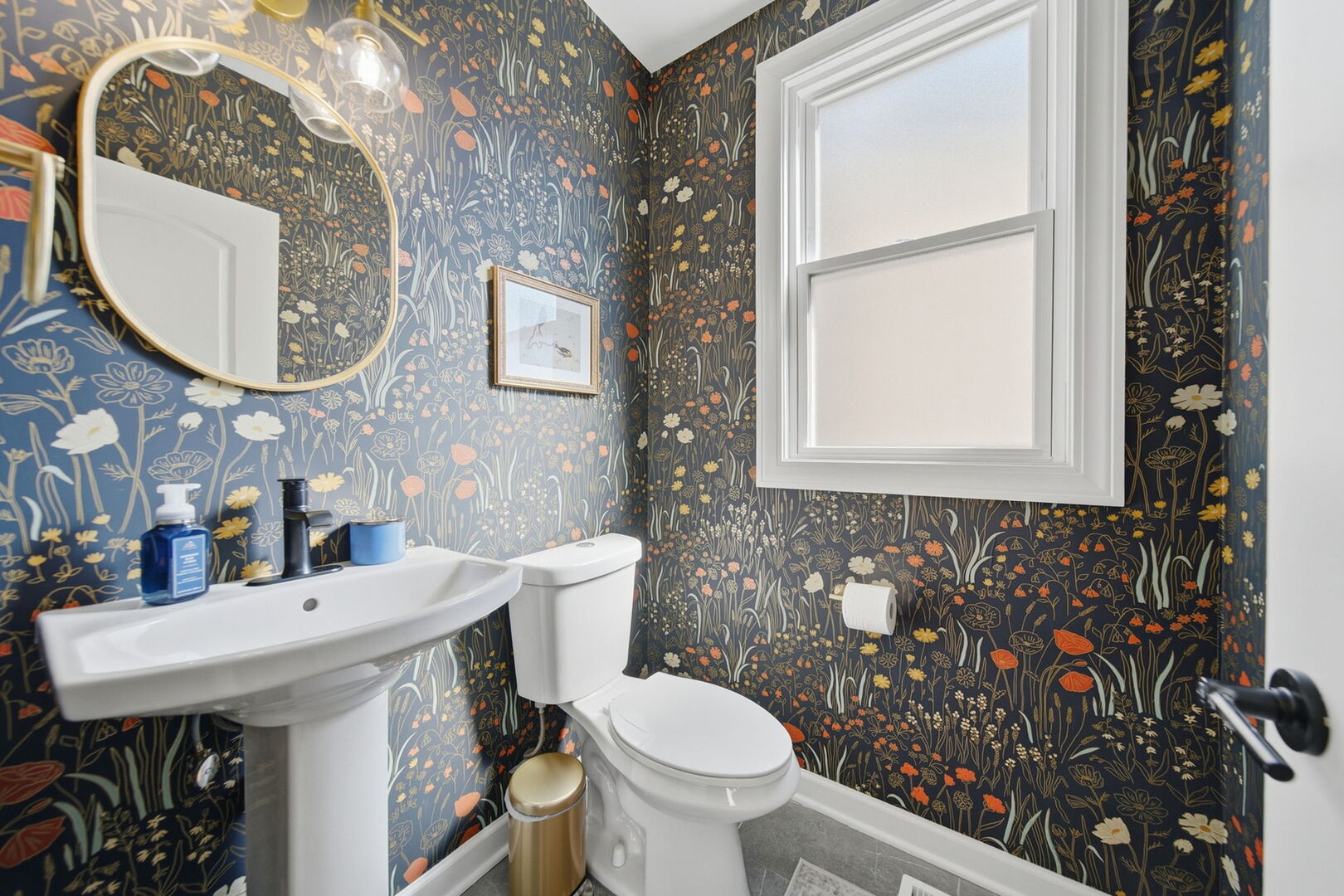 2240 N Karlov Avenue Property Photo 20