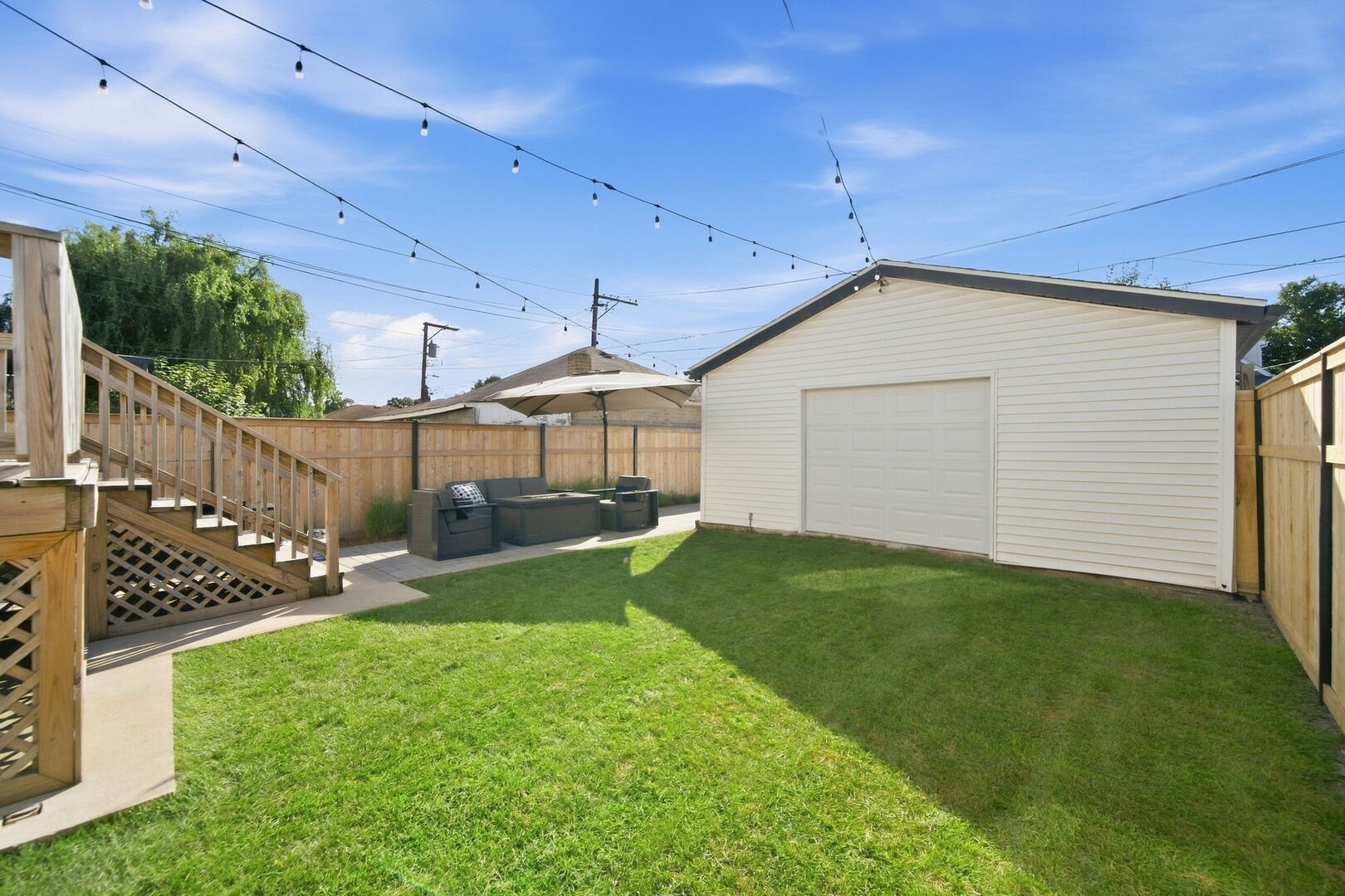 2240 N Karlov Avenue Property Photo 41