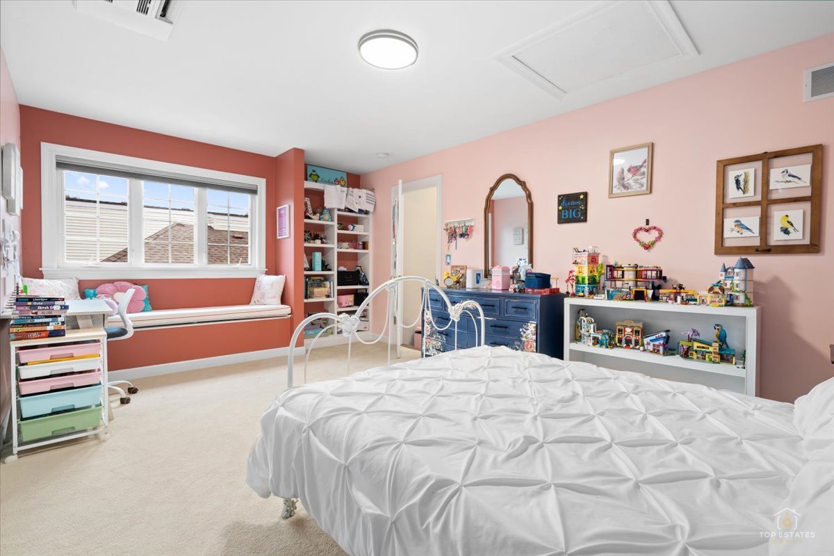 208 N Willow Road Property Photo 22